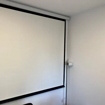 Stunning 3-room Penthouse Lakeview With Terrace 아파트 *