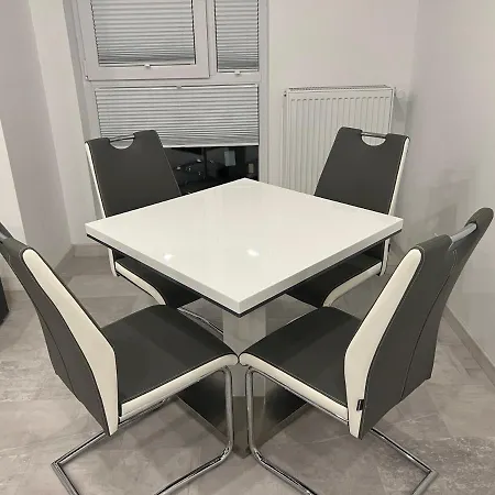 Stunning 3-room Penthouse Lakeview With Terrace * Bukurešť