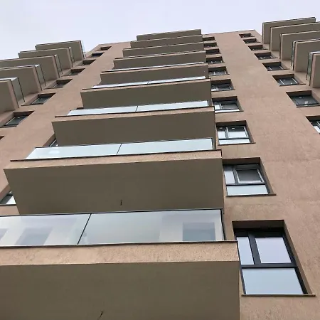 Stunning 3-room Penthouse Lakeview With Terrace Bukarest