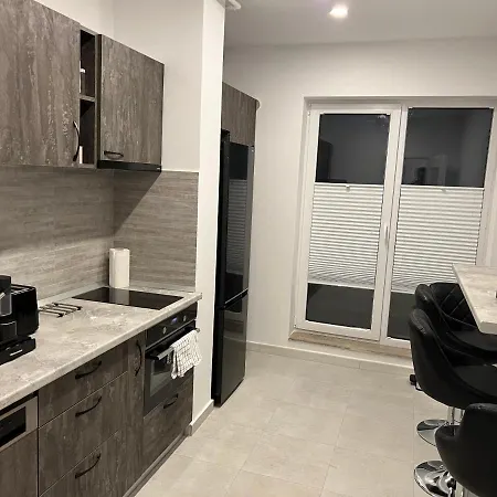 Stunning 3-room Penthouse Lakeview With Terrace * Bukurešť