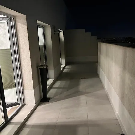 Stunning 3-room Penthouse Lakeview With Terrace * Bukurešť