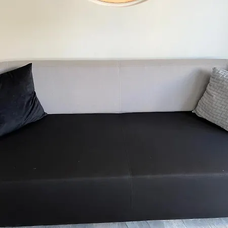 Stunning 3-room Penthouse Lakeview With Terrace Bukurešť