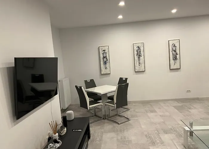 Stunning 3-room Penthouse Lakeview With Terrace Apartamento *