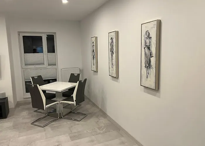 Stunning 3-room Penthouse Lakeview With Terrace Lejlighed